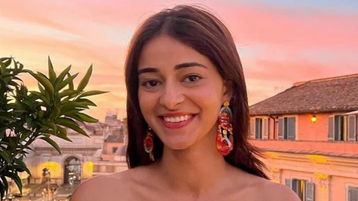 Ananya Panday's Latest Binge Featured This Popular Maharashtrian Street Food