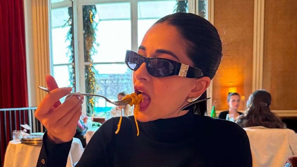 Bonjour Paris! Ananya Panday Goes On A Gastronomic Exploration