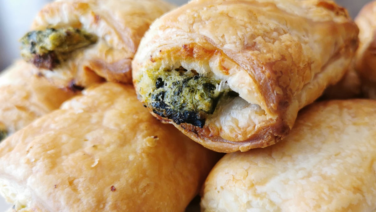 These Easy-To-Make Corn Spinach Puffs Are Perfect for Your Next Tea Party