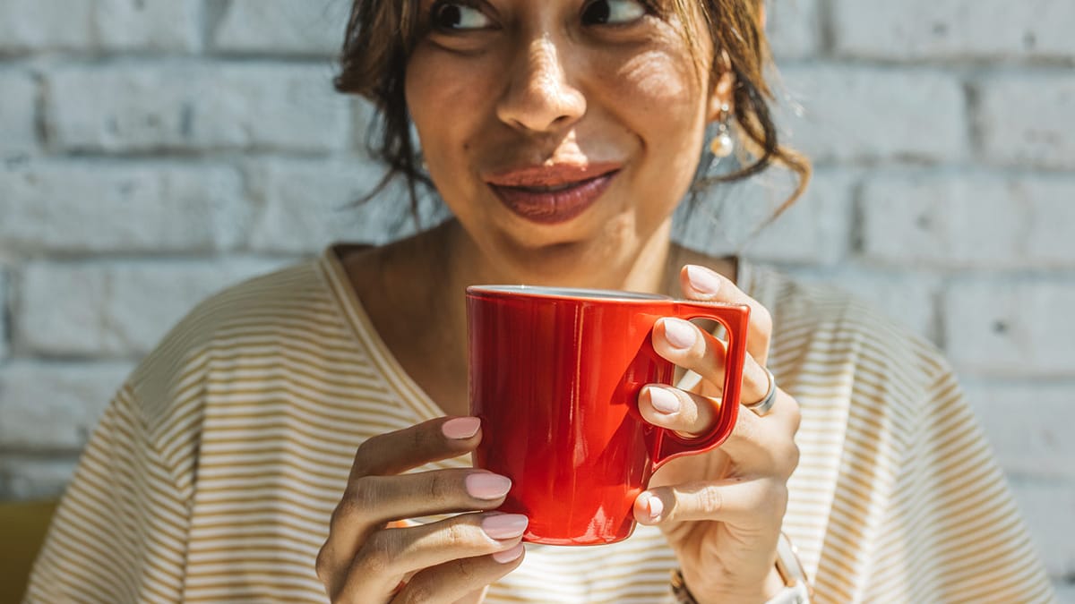 Drinking Beverages From Red Cups Could Lower Your Sugar Intake - Nutritionist Claims