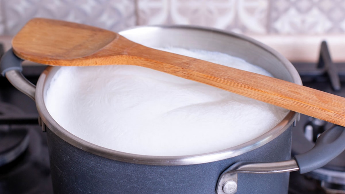 Milk Mishaps? Not Anymore! 5 Easy Tips To Keep Your Milk From Boiling Over