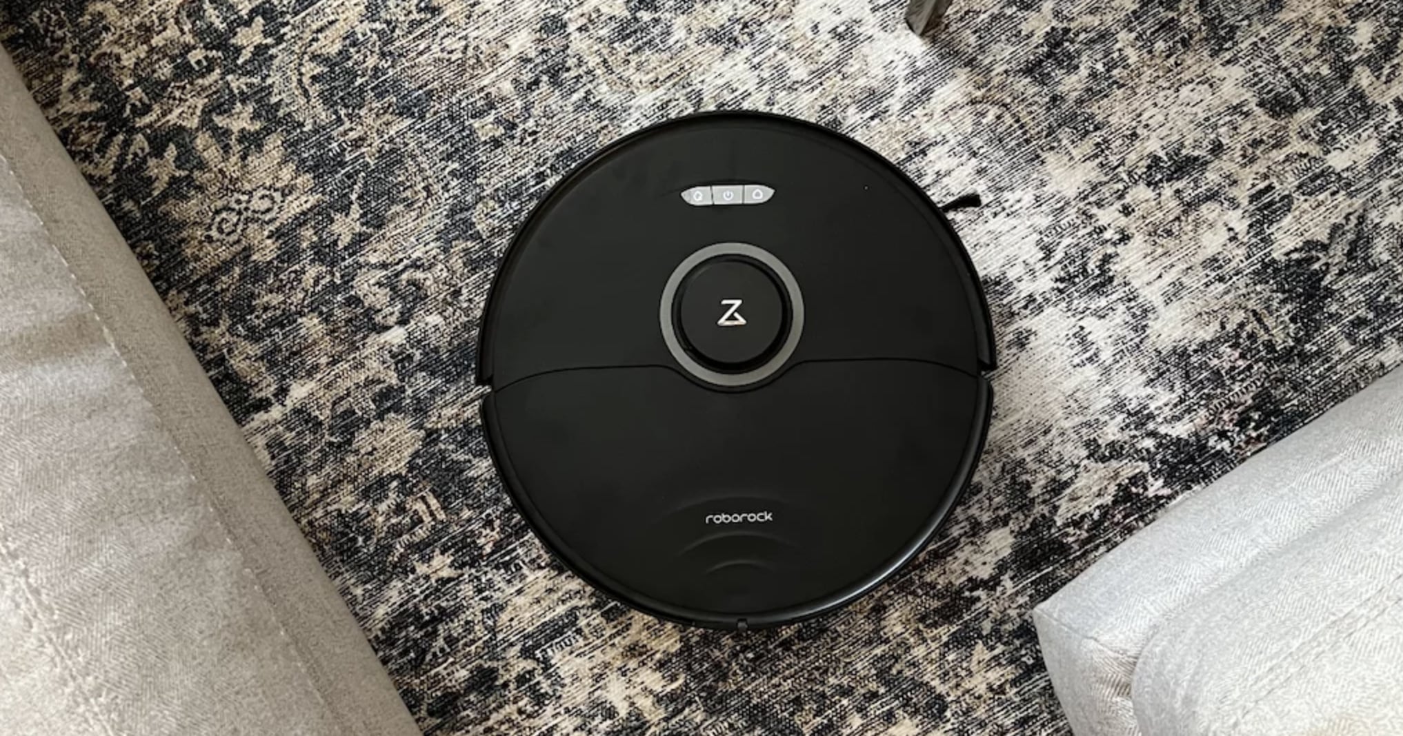 This Top-Rated Robot Vacuum Is $600 Off at Amazon's Big Spring Sale