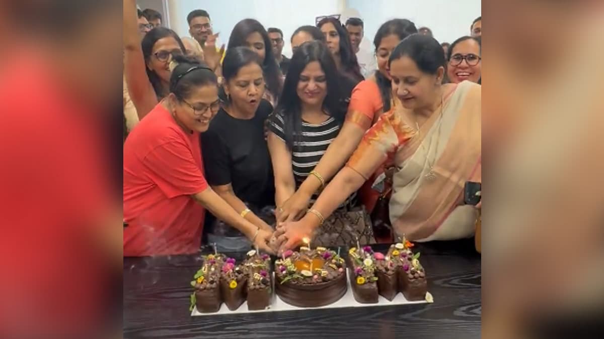 Zomato CEO Deepinder Goyal Plans Mother's Day Celebrations With Moms Of Employees, Internet Reacts