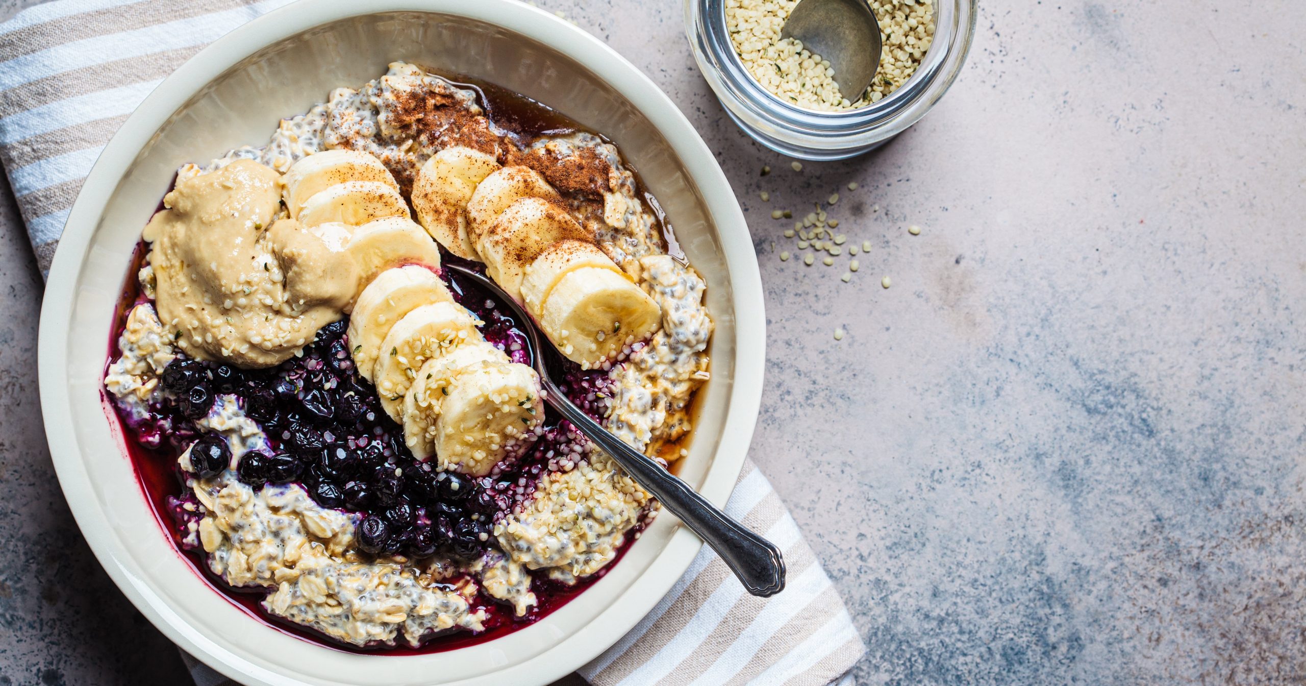 28 Quick, Filling Breakfasts to Revamp Your Morning Routine