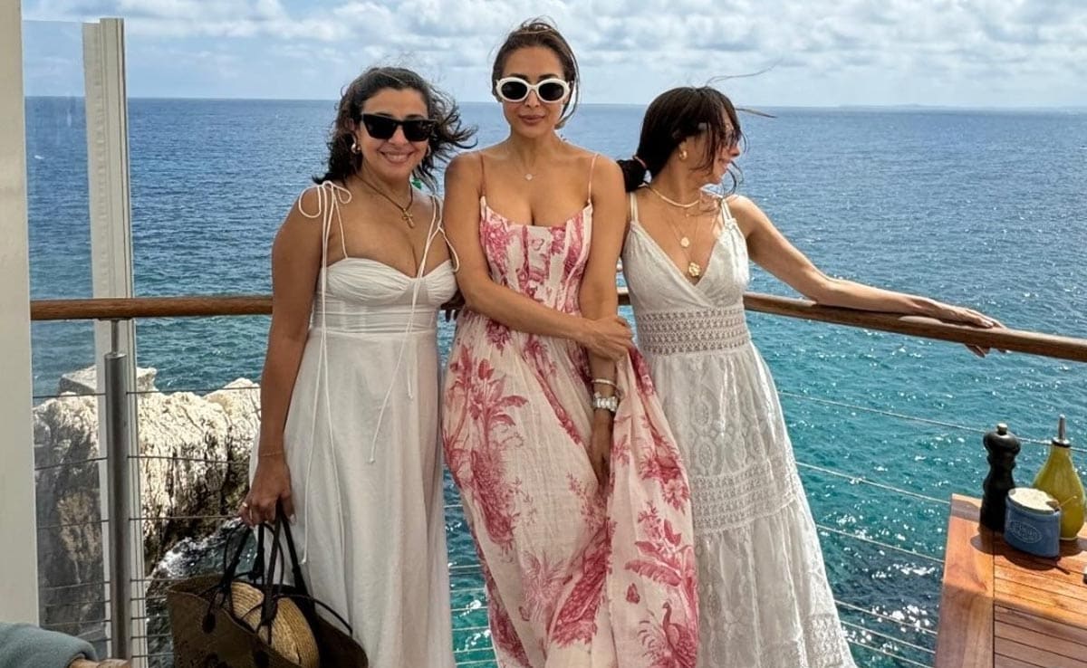 In France, Malaika Arora Woke Up To This Stunning View - Of The Sea And Food!