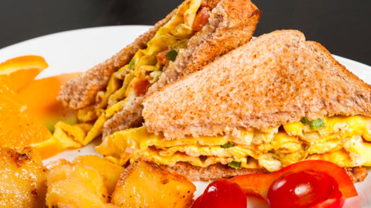 Masala Chicken Egg Bhurji Sandwich: A Quick And Delicious Snack Recipe For Lazy Afternoons