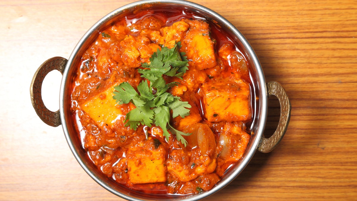 Satiate Your Vegan Taste Buds With This Easy Tofu Tikka Masala Recipe