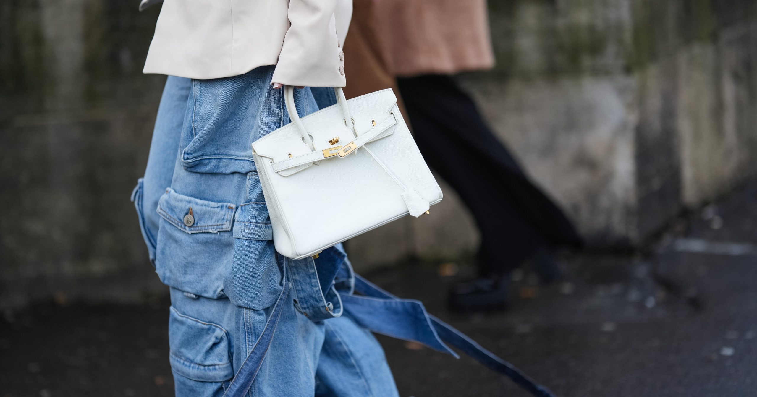 The Most Comfortable Jeans For Women, According to Editors