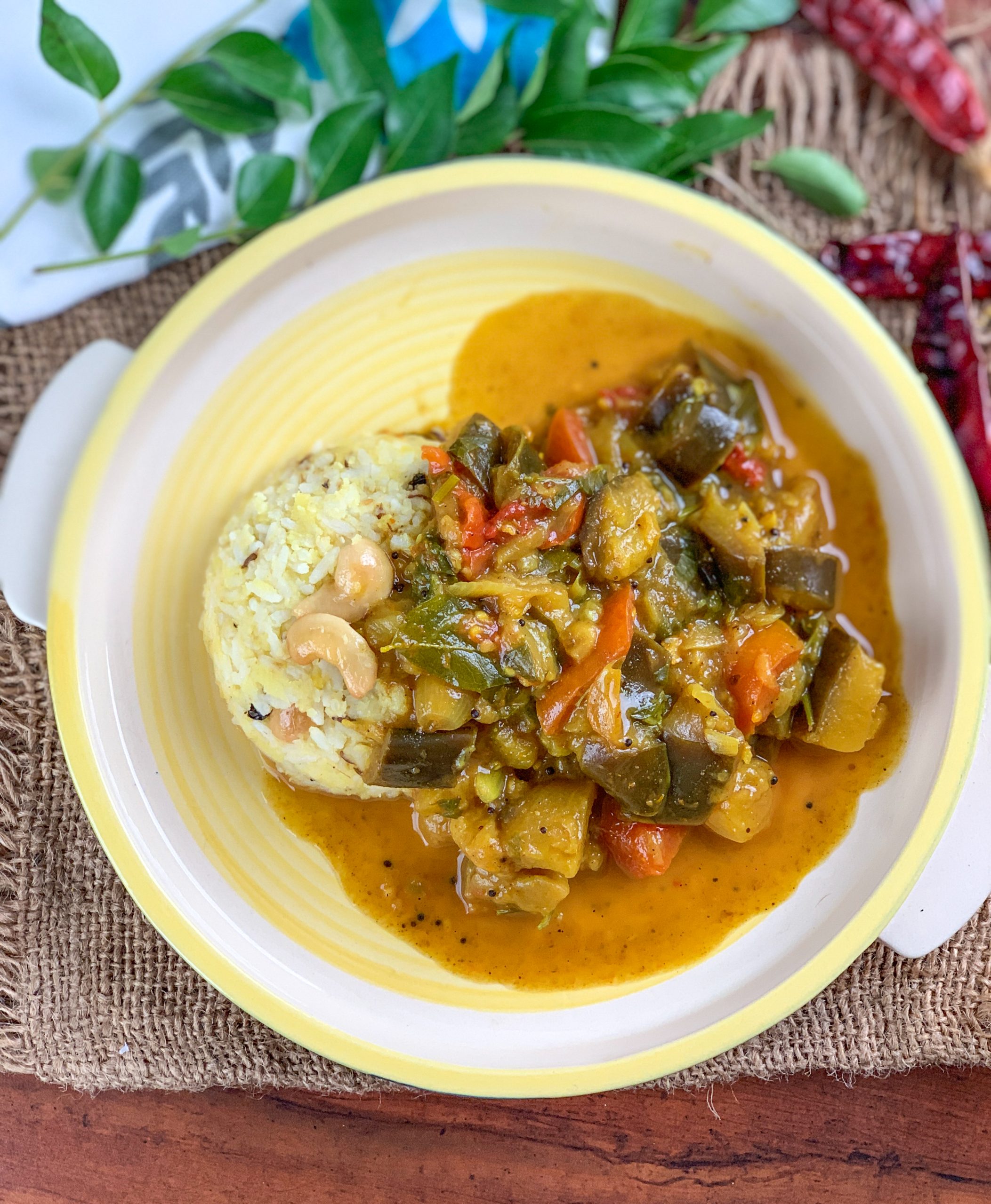 Kathirikai Gothsu / Gotsu Recipe - South Indian Style Spicy and Tangy Eggplant Curry