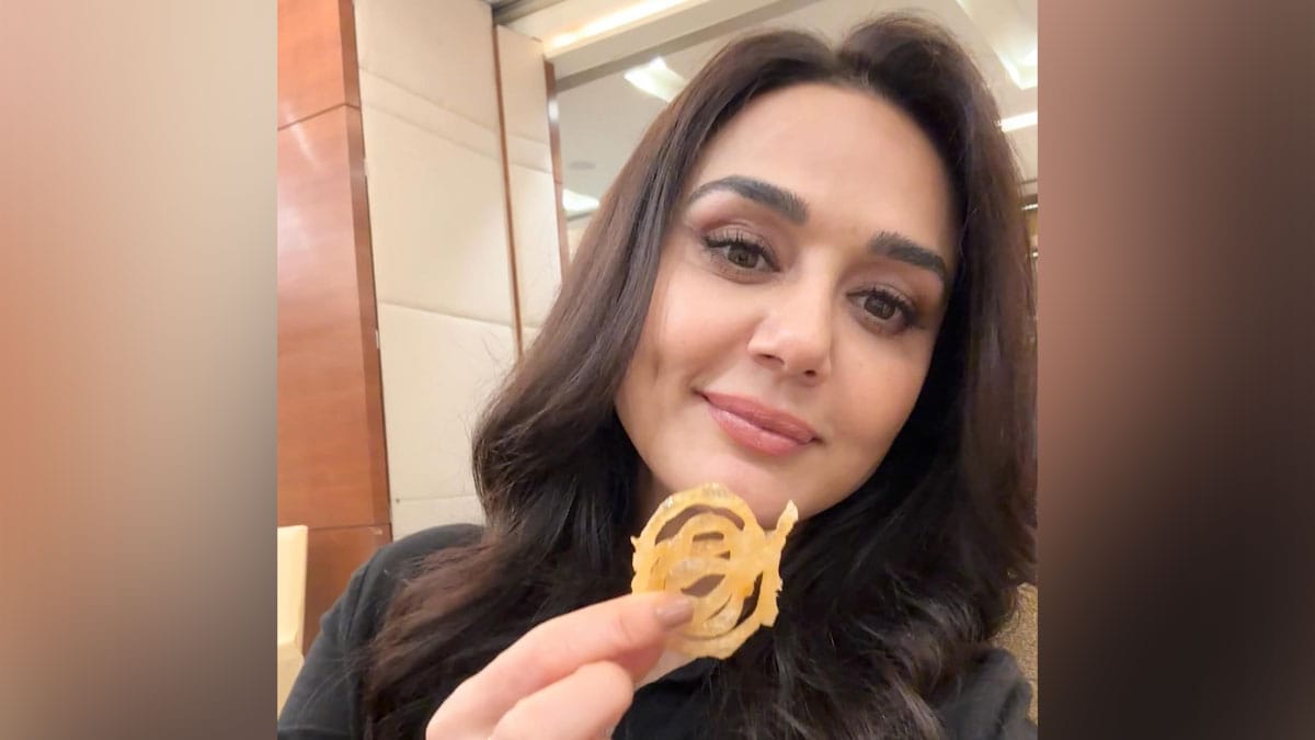 "Rab Ne Bana Di...." - Preity Zinta's Ode To The Yumminess Of Jalebi-Rabri