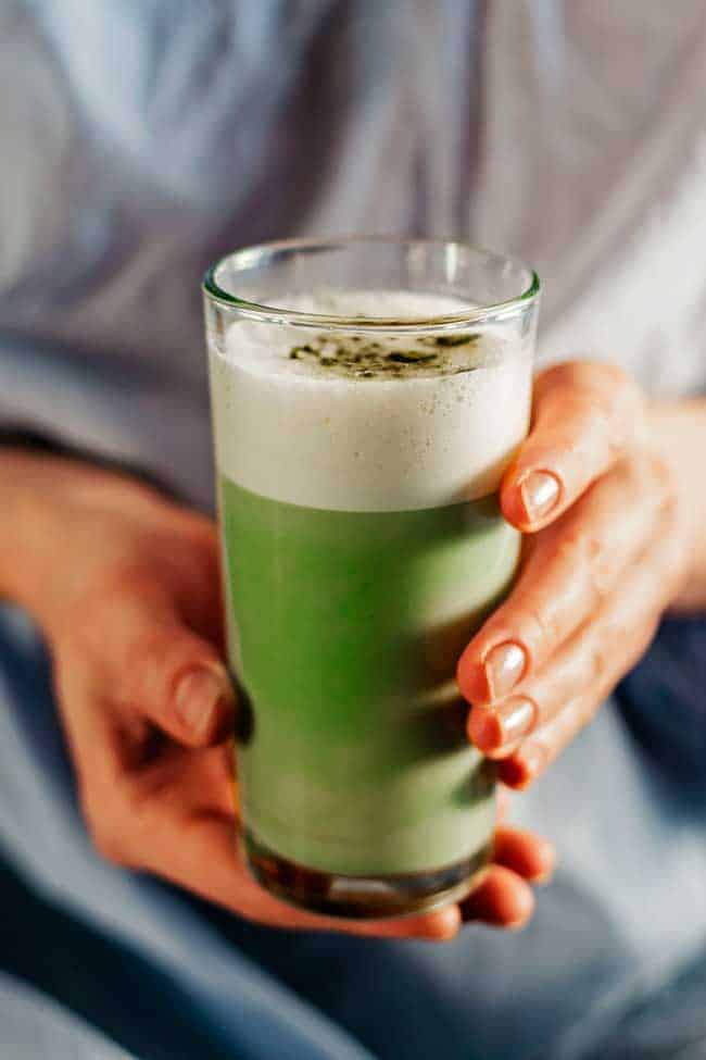 4 Easy Ways to Make a Matcha Latte