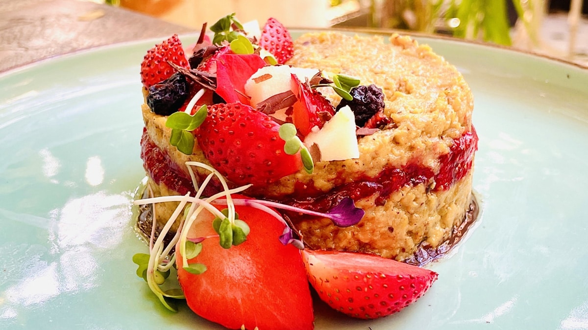 We Bet You've Never Had Kolkata's Sandesh Like This: Vegan Deconstructed Strawberry Sandesh Recipe