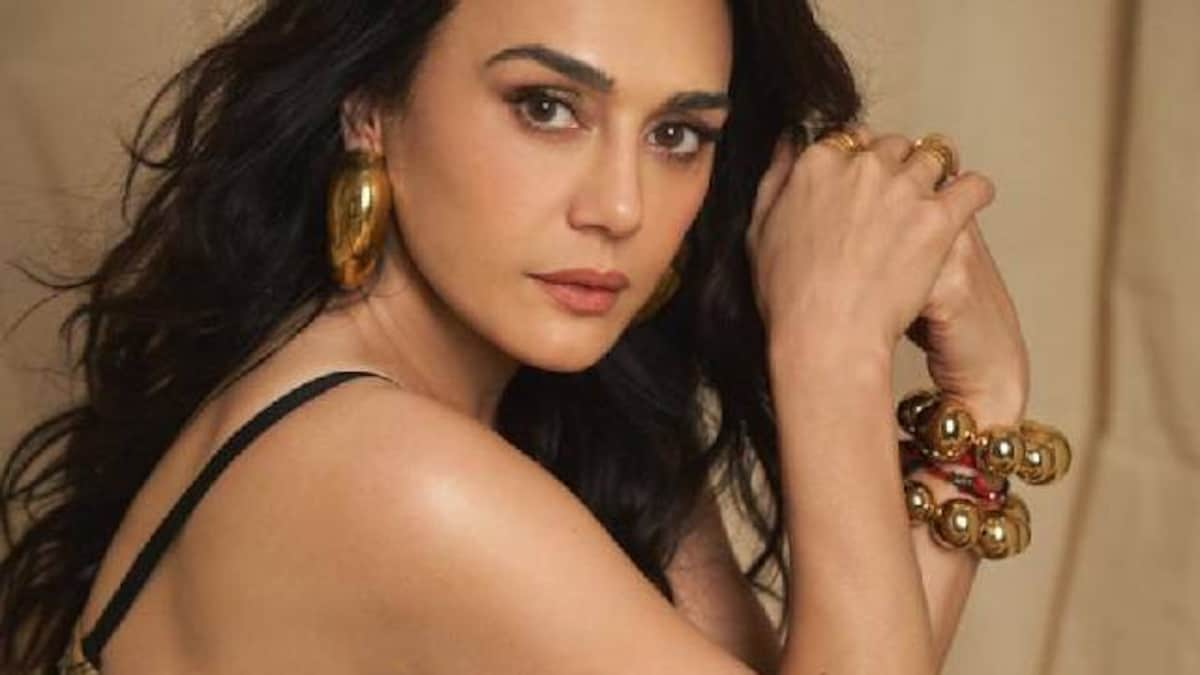 Check Out Preity Zinta's "Yummy" Desi Treat To Survive Late Night Shoot