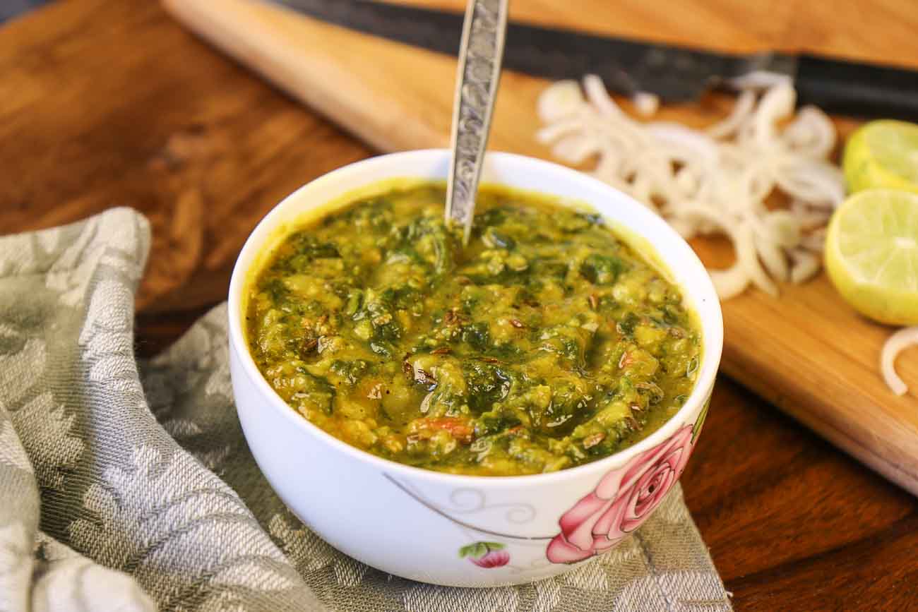 Palak Tovve Recipe - South Indian Dal Palak With Coconut