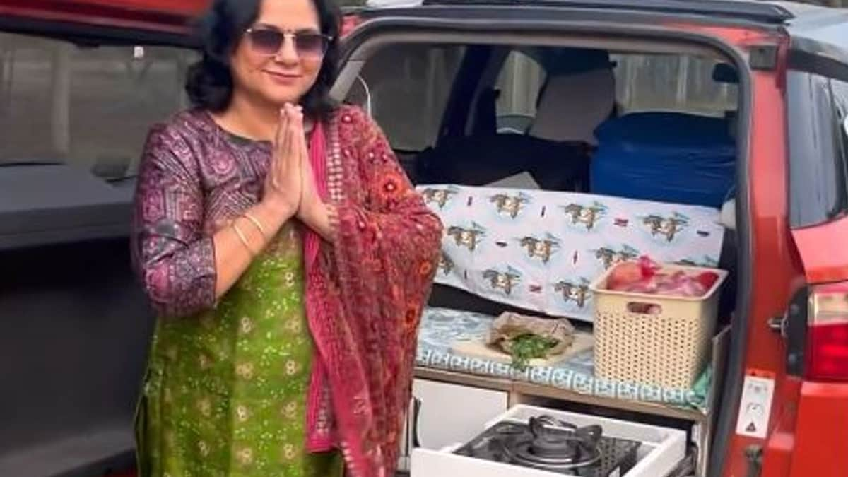 Viral Video: This "Chalte Firte Ghar Ka Kitchen" In Car Has Left The Internet Divided