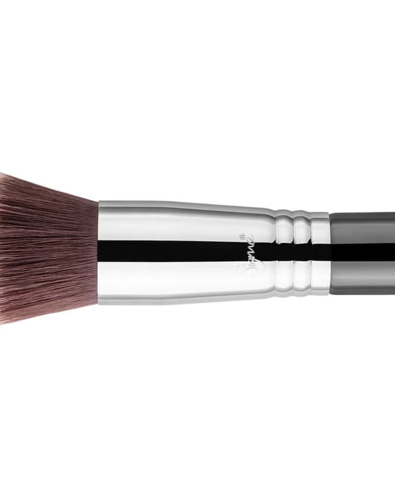 13 Best Makeup Brushes of All Time, According to Our Editors