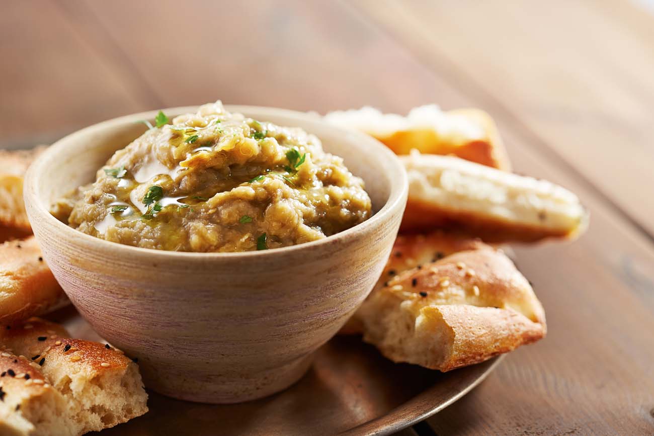 Authentic Baba Ganoush Recipe: A Healthy and Delicious Middle Eastern Dip