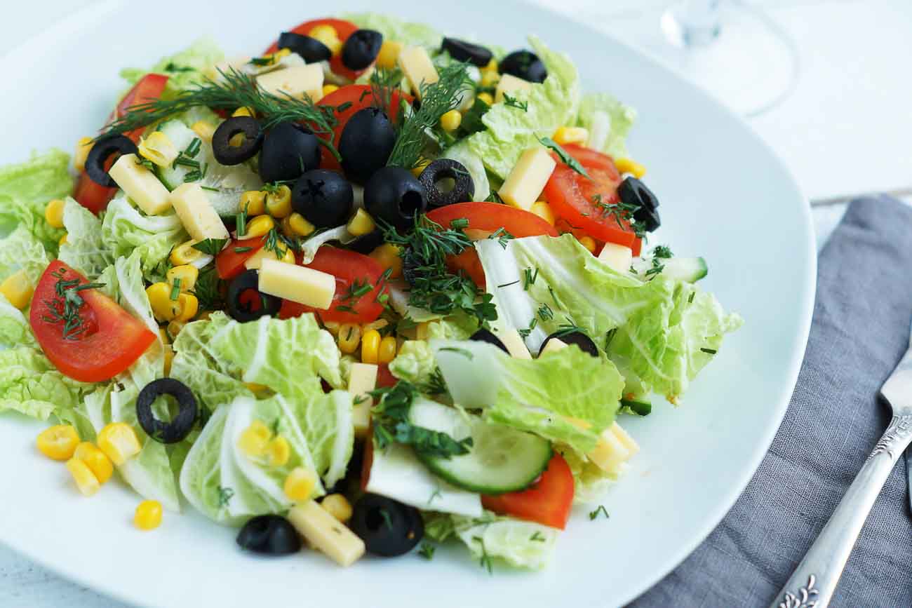 Delicious Avocado Salad Recipe with Vegetables