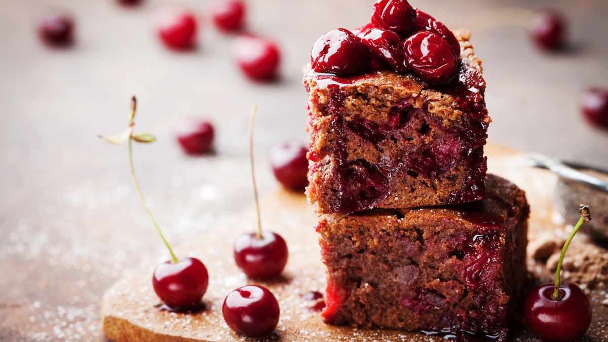 From Chicken To Cheesecake: Cherry-Based Recipes To Try Before The Season Ends