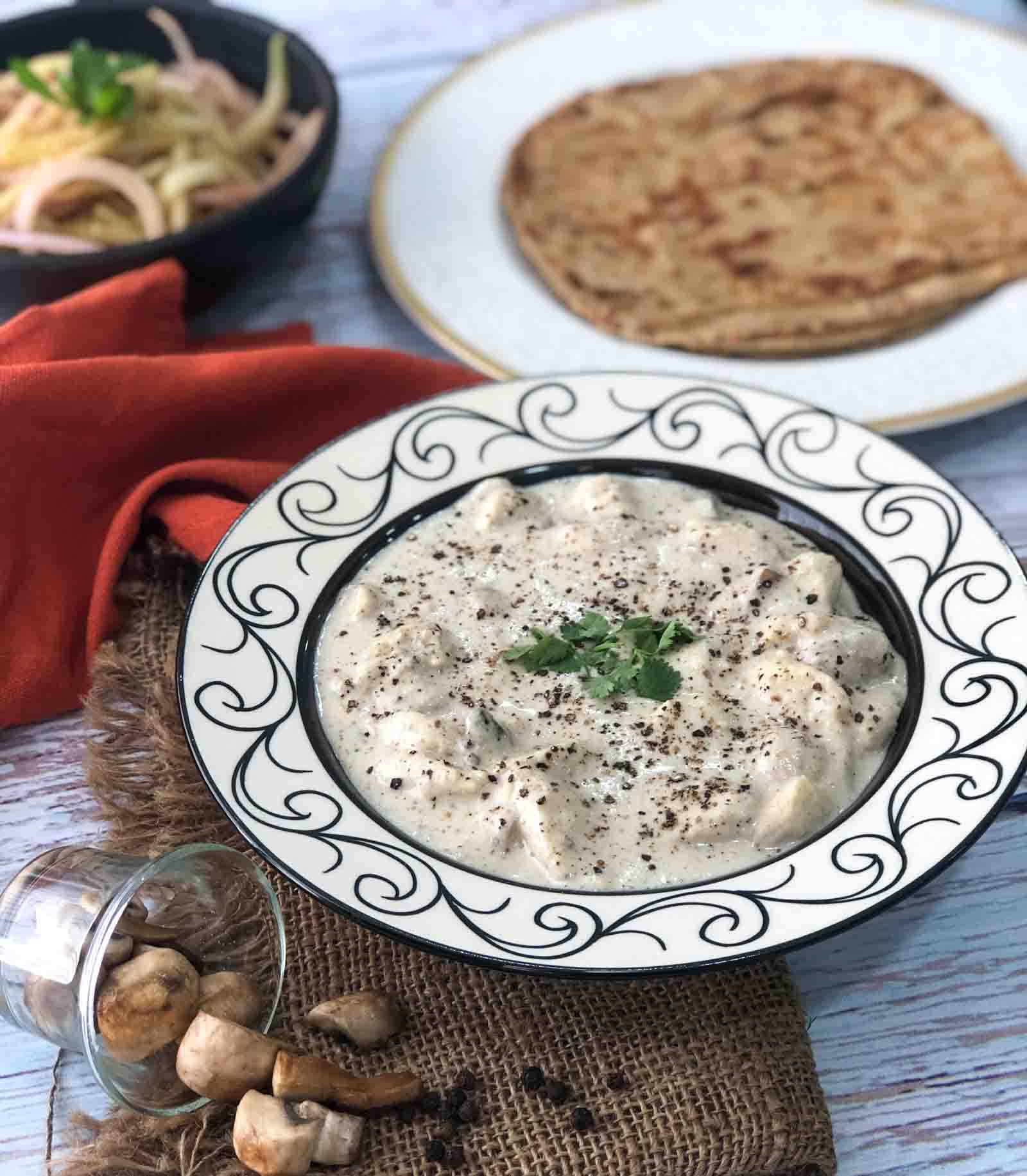 Mushroom Baby Corn Kaalimirri Recipe - Pepper Cashew Gravy